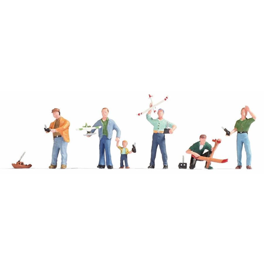 Noch Rail Buildings & People HO-OO RC Plane Modellers