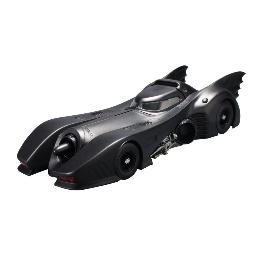 Bandai Model Kit 1:35 Batmobile Batman 1989 Version