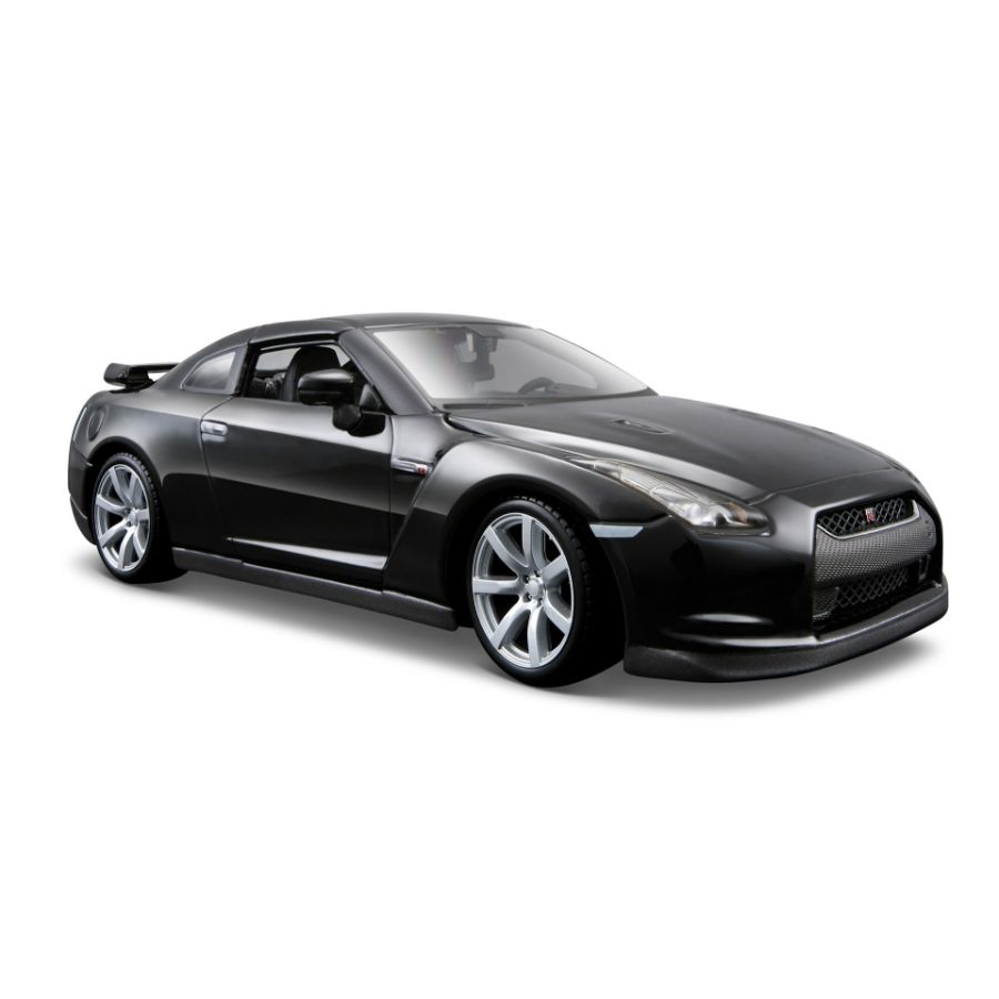 Maisto Diecast 1:24 Special Edition 2009 Nissan GT-R Assorted