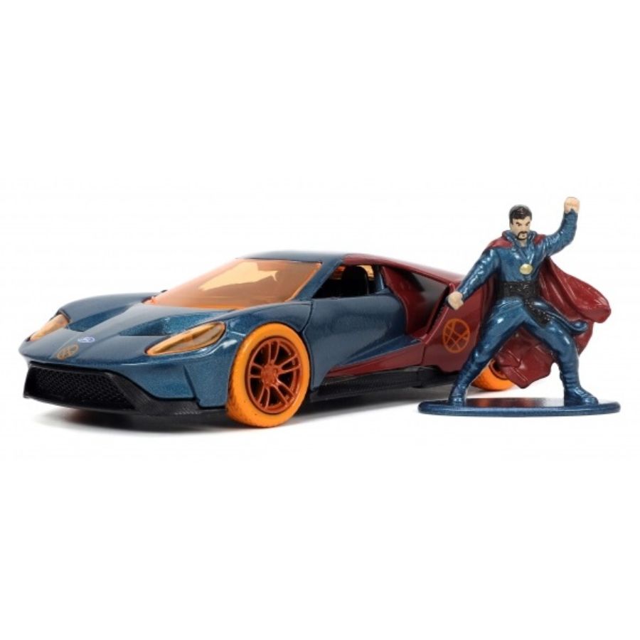 Jada Diecast 1:24 2006 Chevy Corvette With Doctor Strange Figure