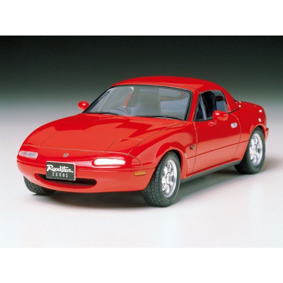Tamiya Model Kit 1:24 Eunos Roadster