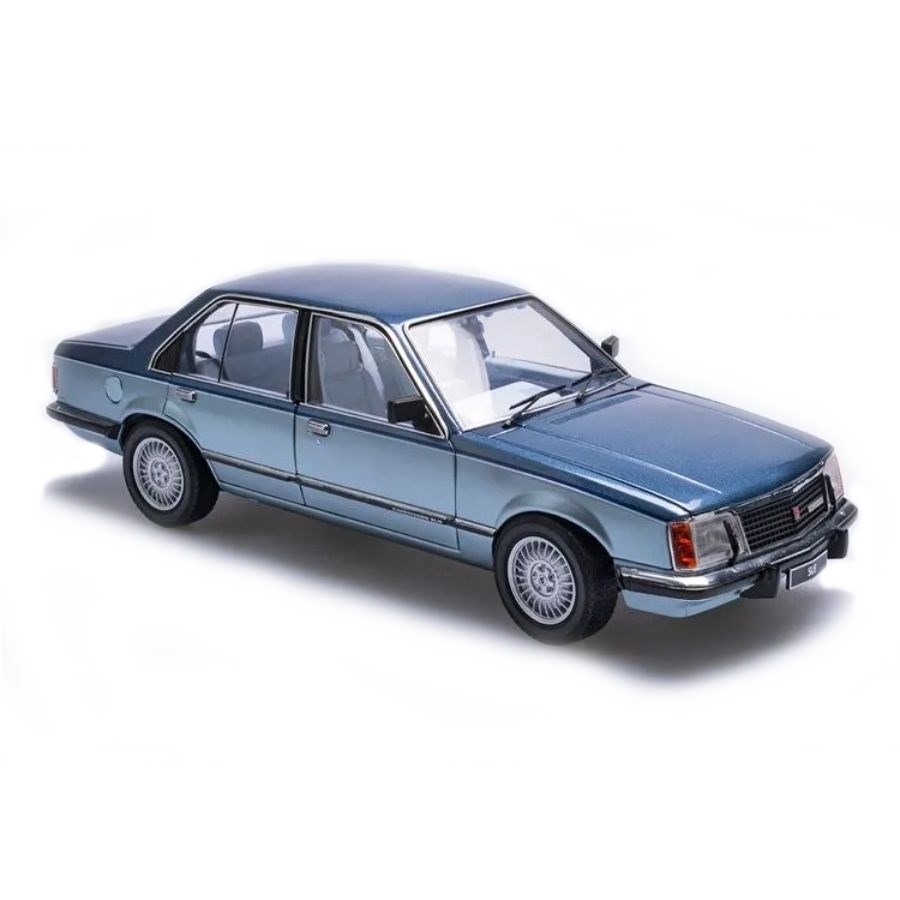 Biante Diecast 1:18 Holden VC Commodore SLE Nocturn Blue