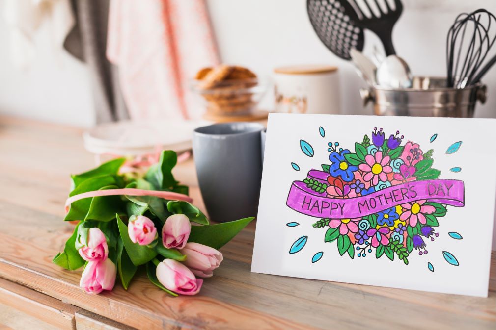 FREE DIY Mother's Day Colouring Card